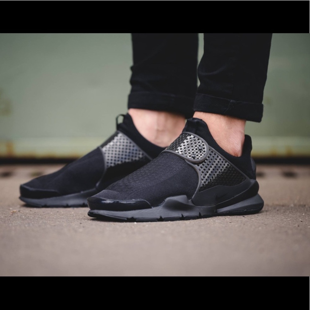 Nike Sock Dart Mens Black Sneakers size 13